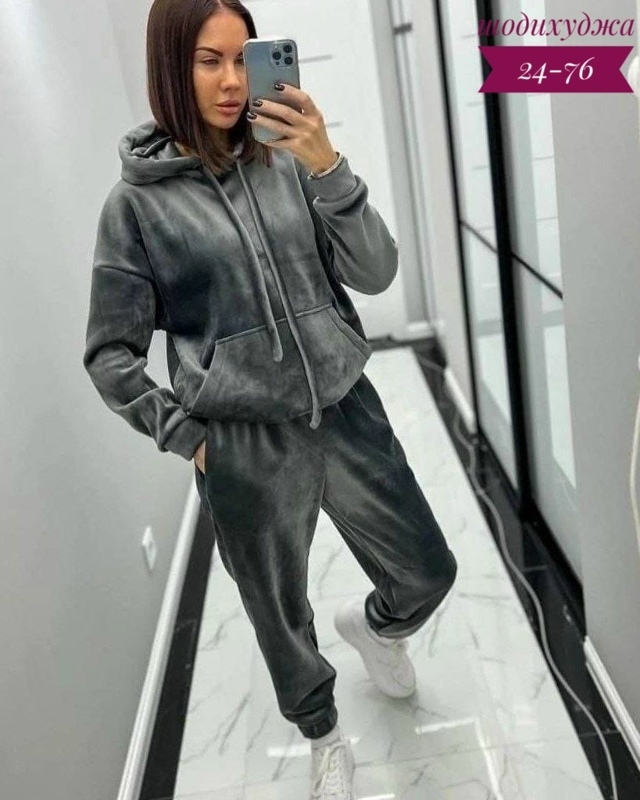 Спортивный костюм 23093548