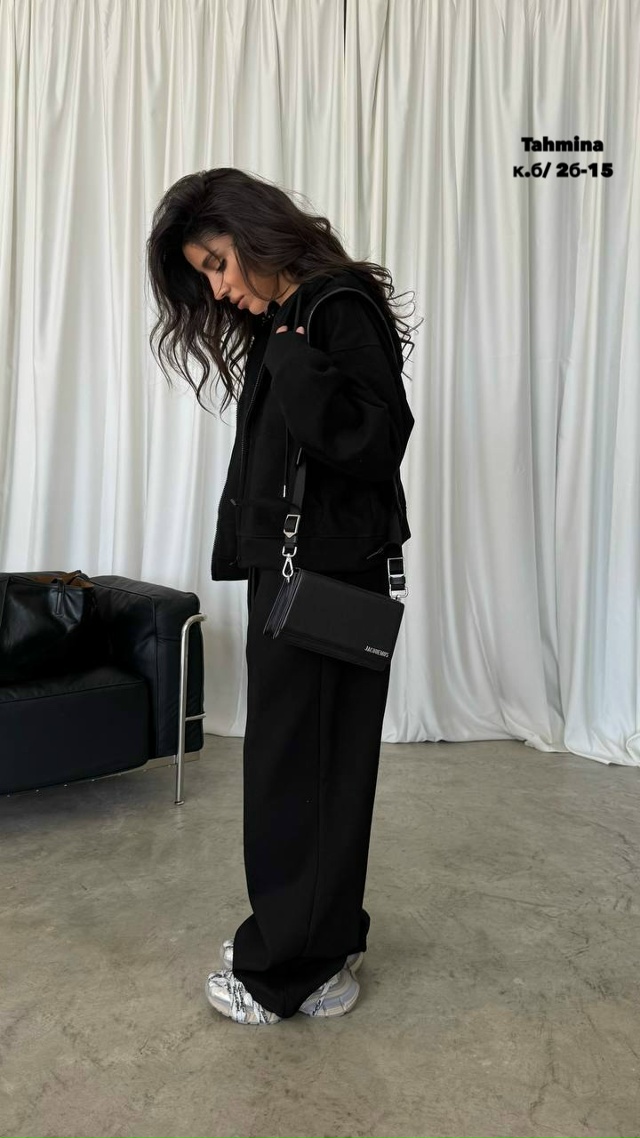 Спортивный костюм 23094284