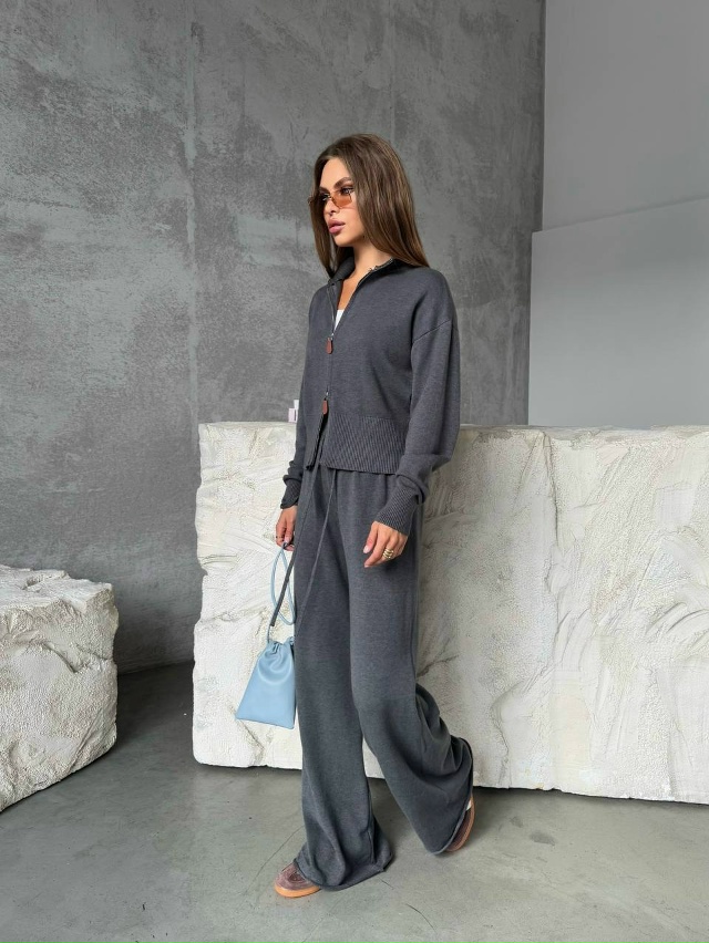 Костюм 23107072