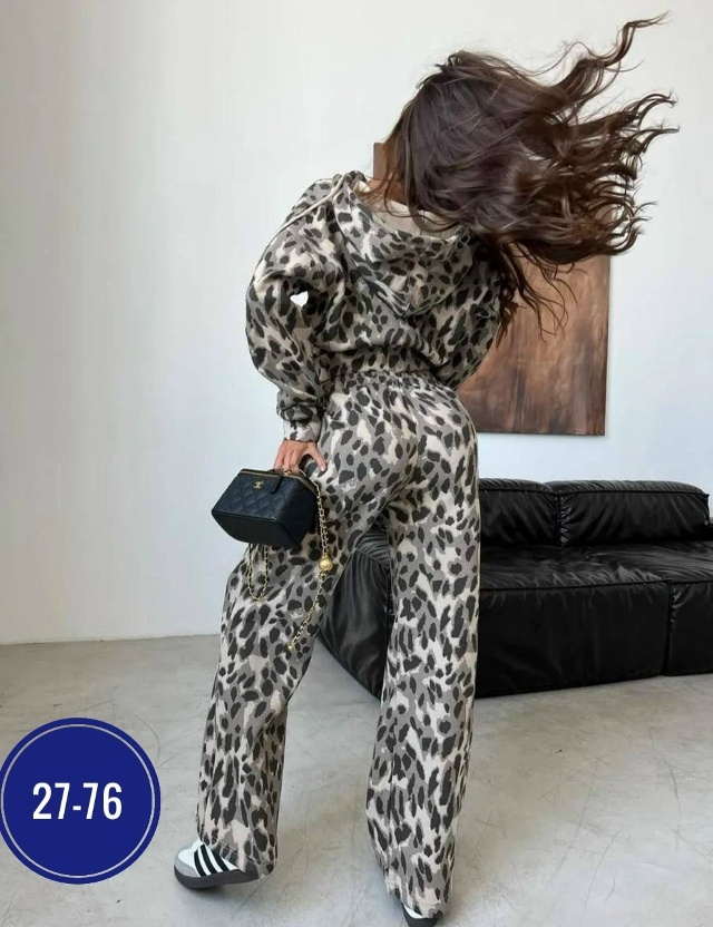 Спортивный костюм 23110605