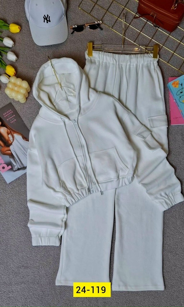 Костюм 23112333