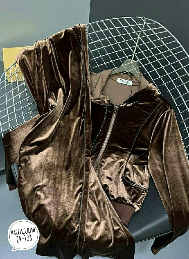 Костюм 23118297