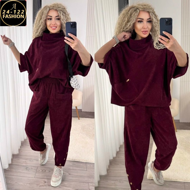 Спортивный костюм 23120554