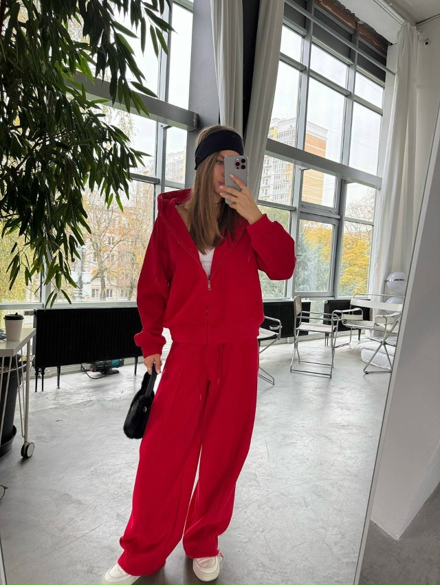 Спортивный костюм 23122925