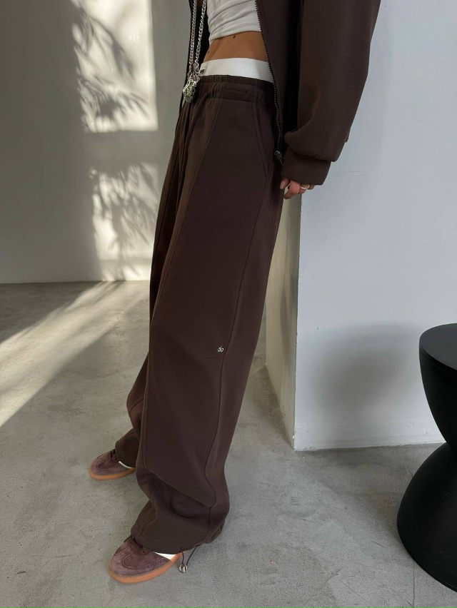 Спортивный костюм 23122926