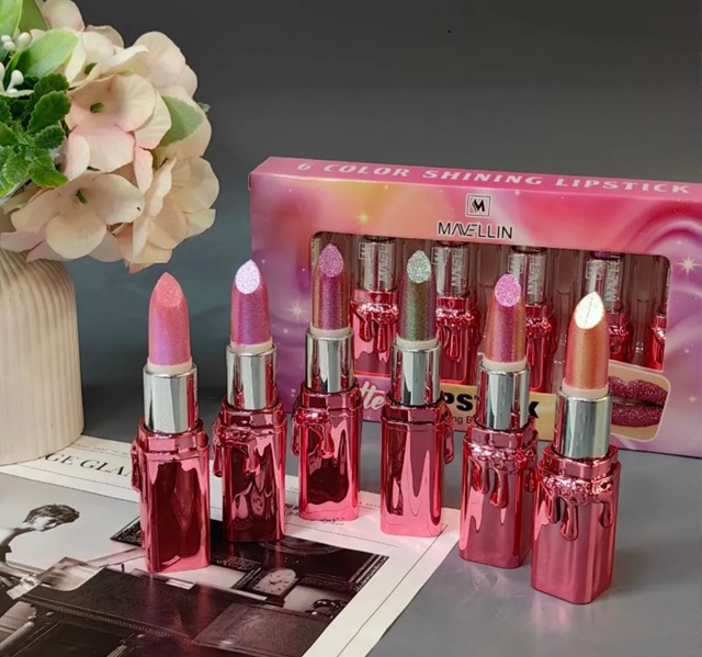 Помада 23122800