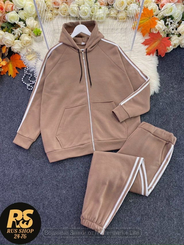 Спортивный костюм 23125480