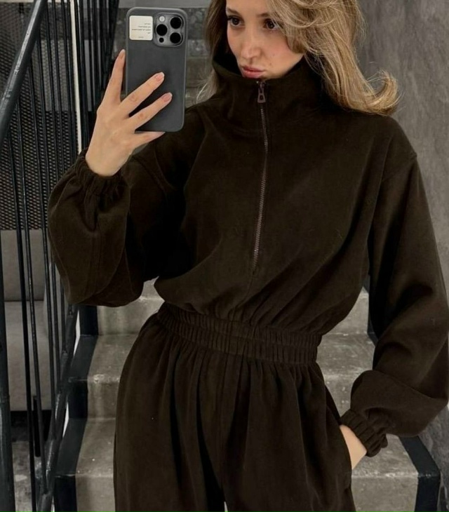 Спортивный костюм 23126832