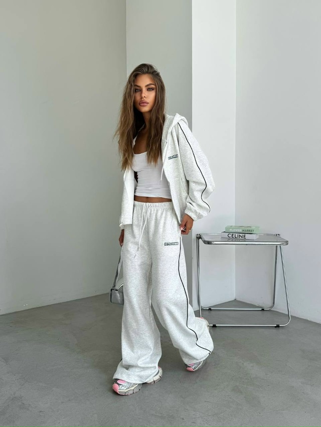 Спортивный костюм 23127770