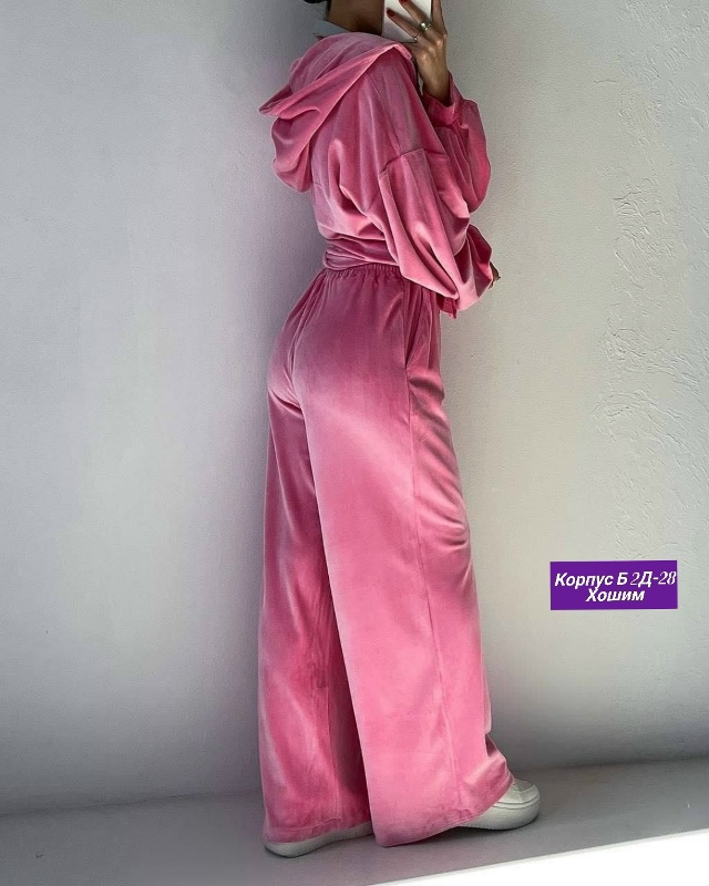 Спортивный костюм 23136430