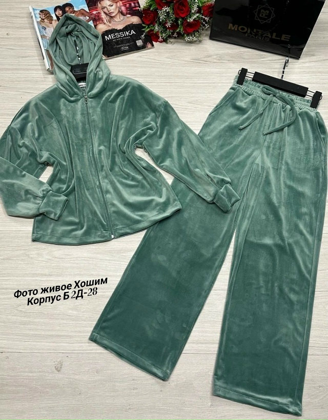 Спортивный костюм 23136430