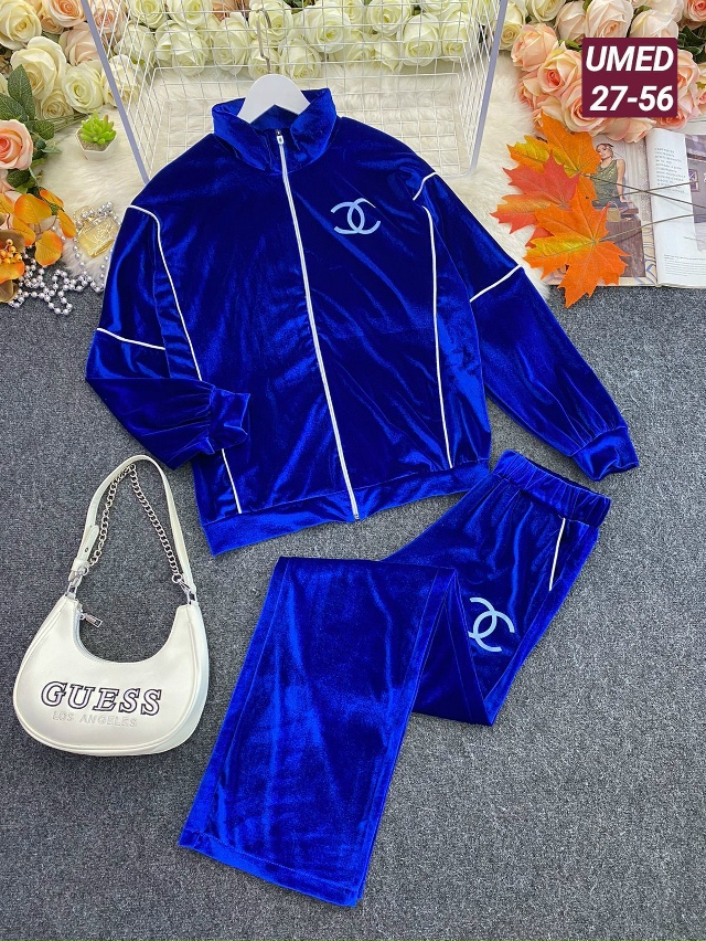 Спортивный костюм 23137124