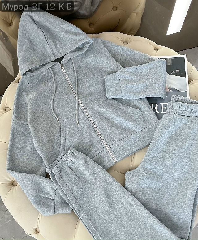 Спортивный костюм 23135971