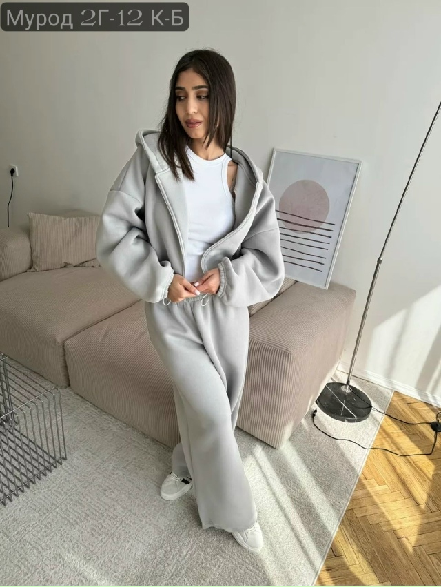 Спортивный костюм 23135922