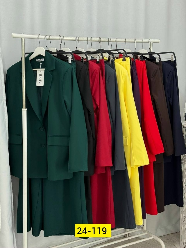 Костюм 23140019