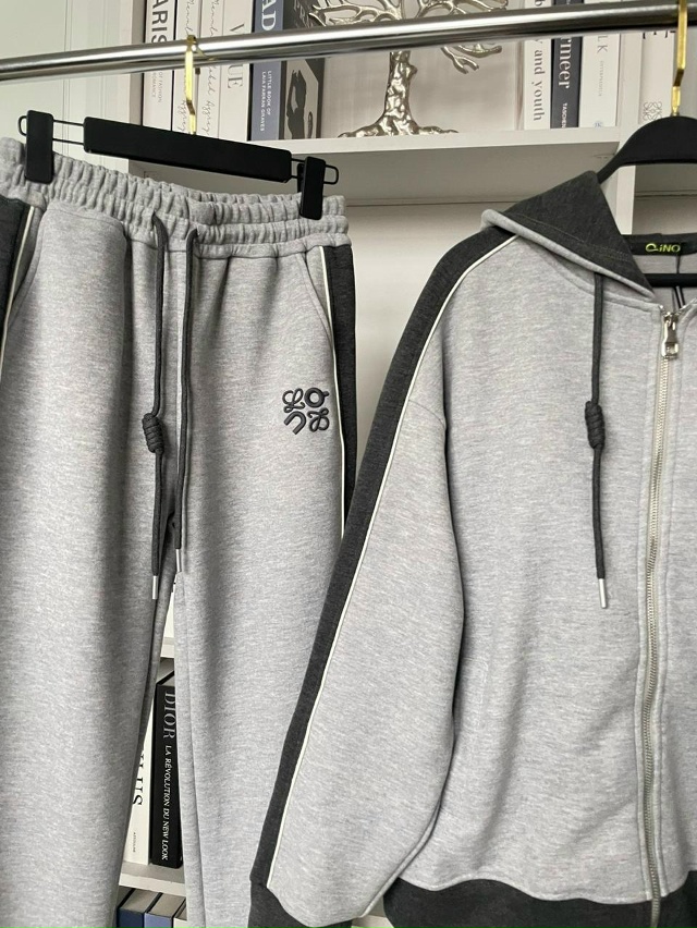 Спортивный костюм 23143219