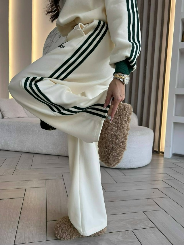 Спортивный костюм 23143062