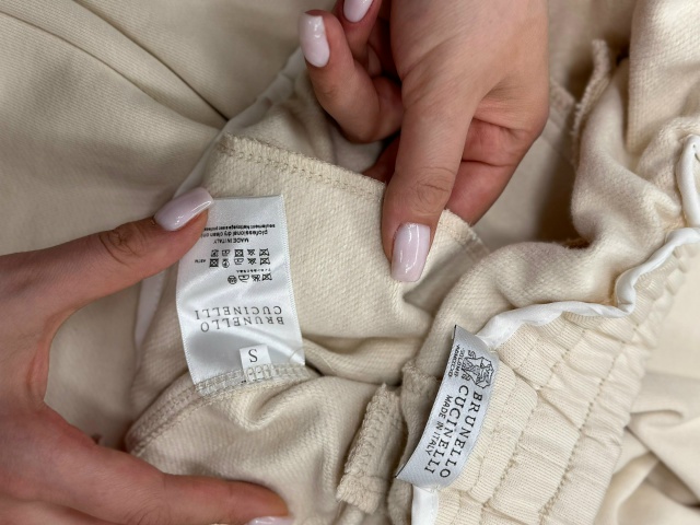 Спортивный костюм 23144618