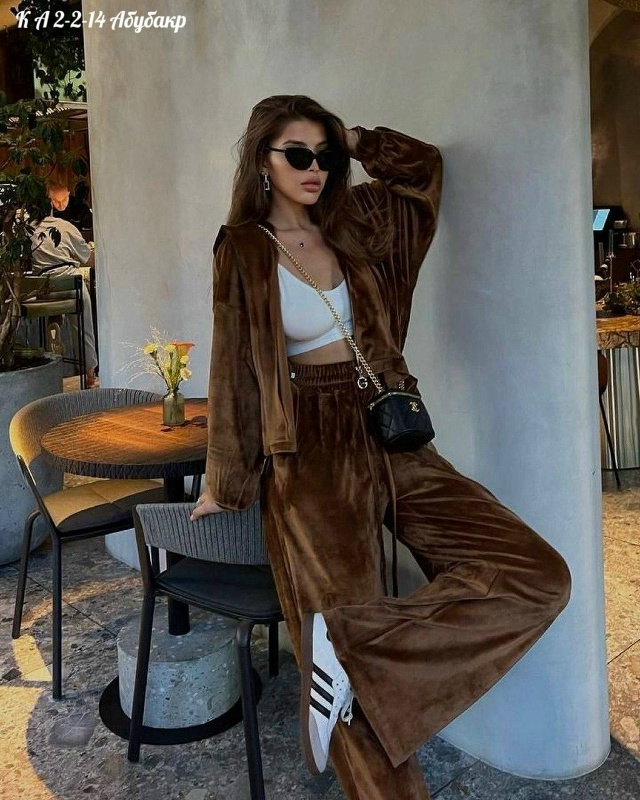 Спортивный костюм 23146240