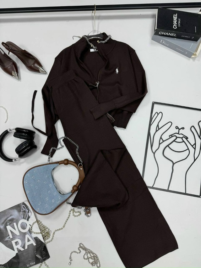 Костюм 23149008