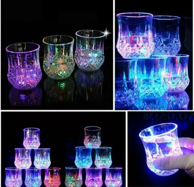 Светящийся бокал 23150052