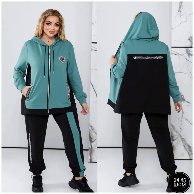 Спортивный костюм 23152373