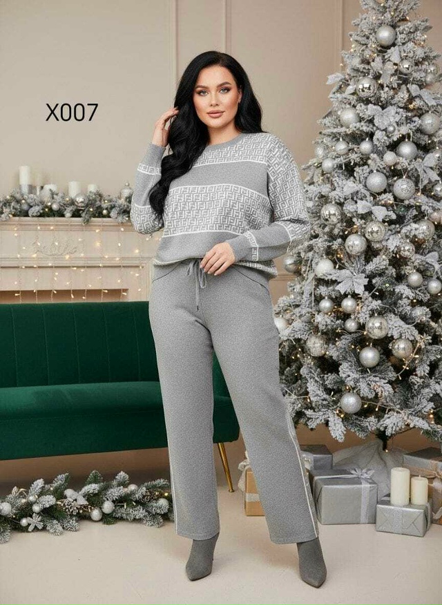 Спортивный костюм 23153526