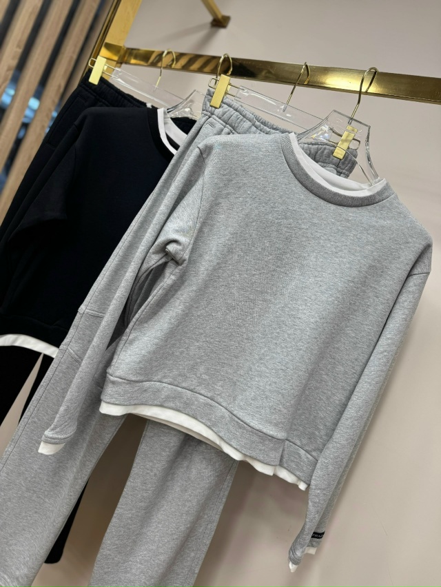 Спортивный костюм 23154127