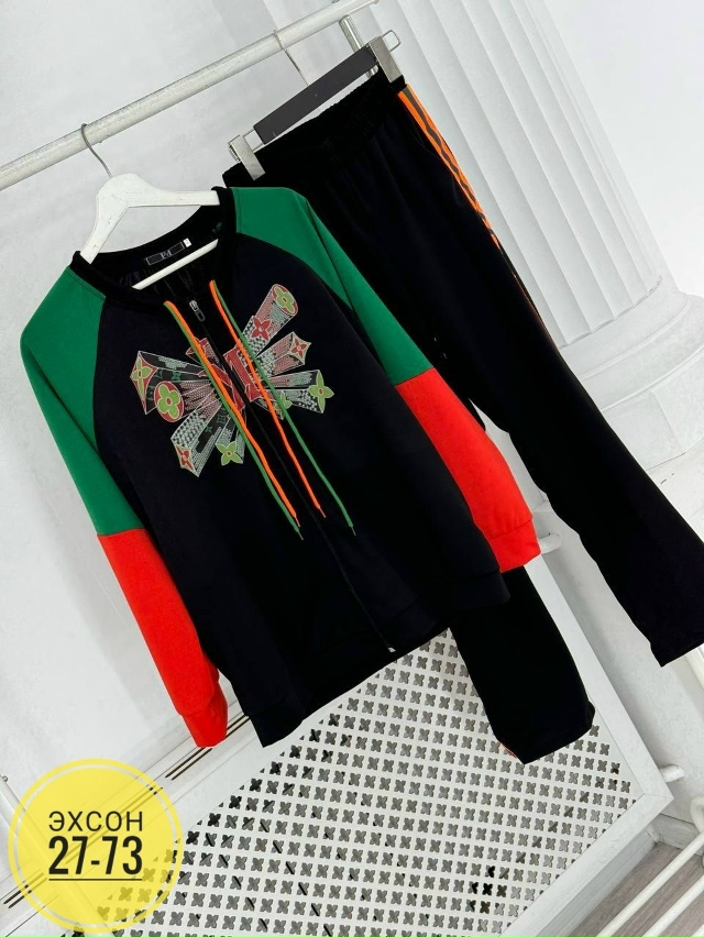 Спортивный костюм 23157532