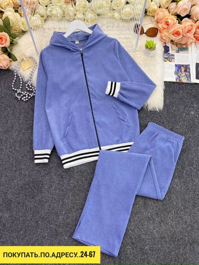 Спортивный костюм 23157882