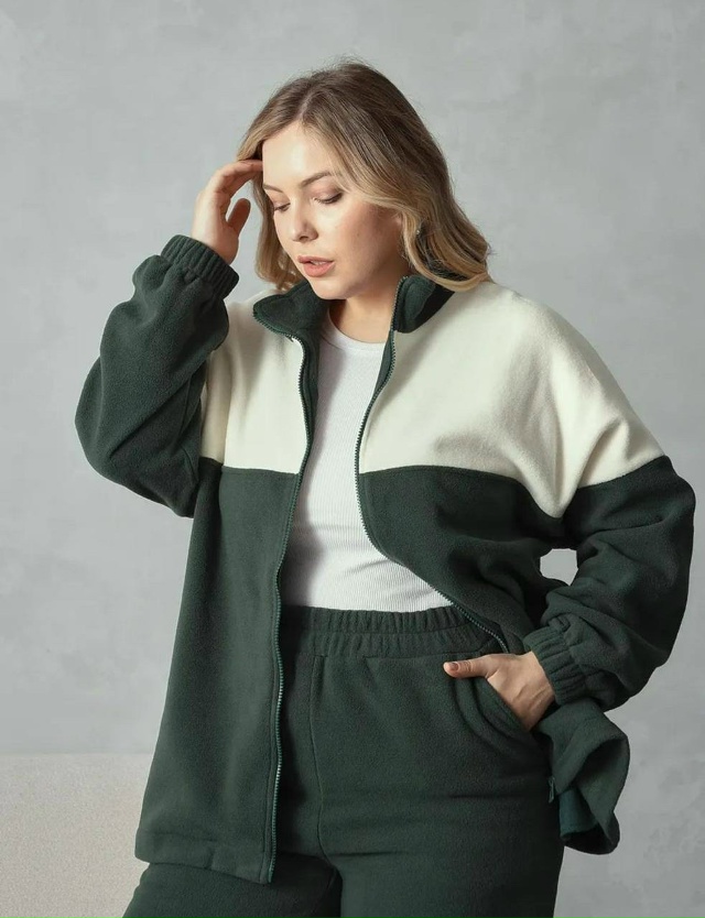 Спортивный костюм 23157129