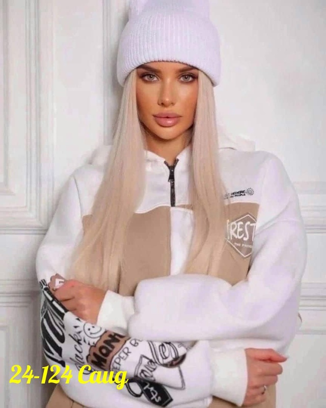 Спортивный костюм 23157758