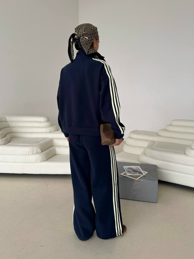 Спортивный костюм 23158288