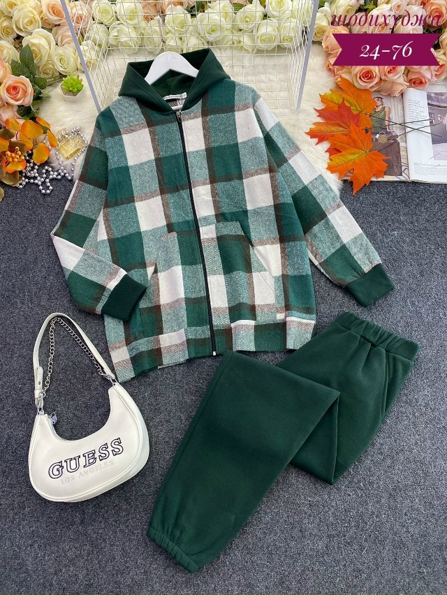 Спортивный костюм 23159715