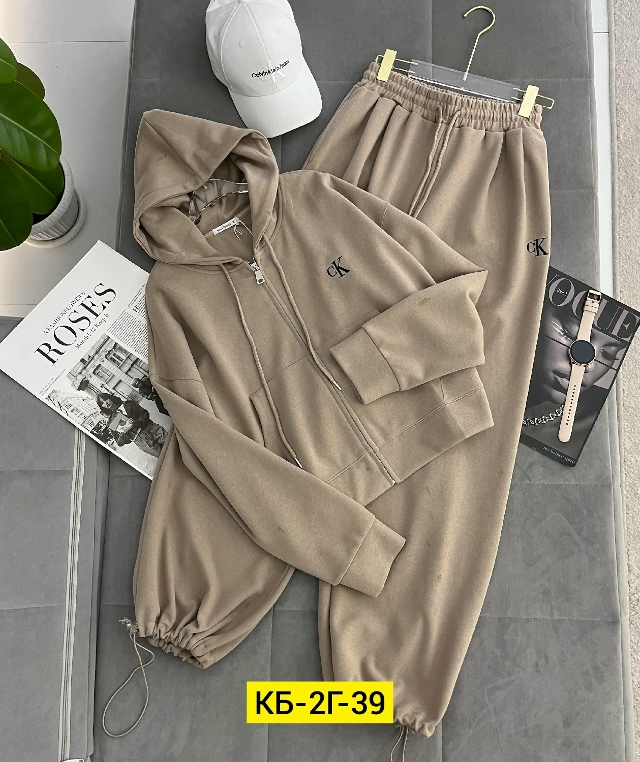 Спортивный костюм 23161979