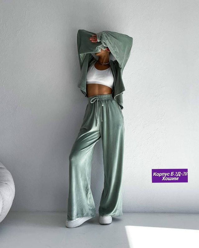 Спортивный костюм 23162252