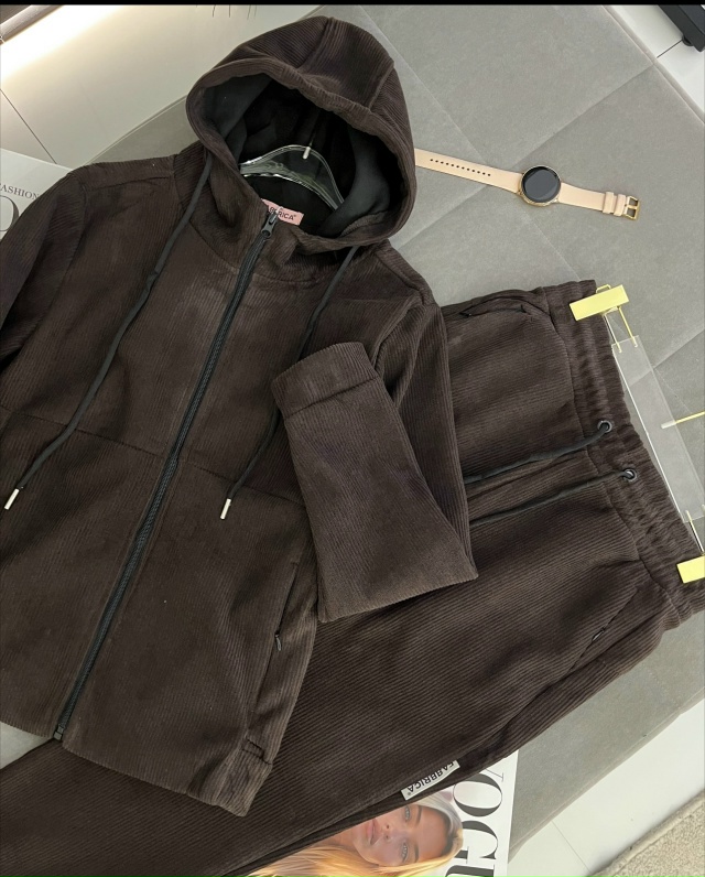 Спортивный костюм 23162286