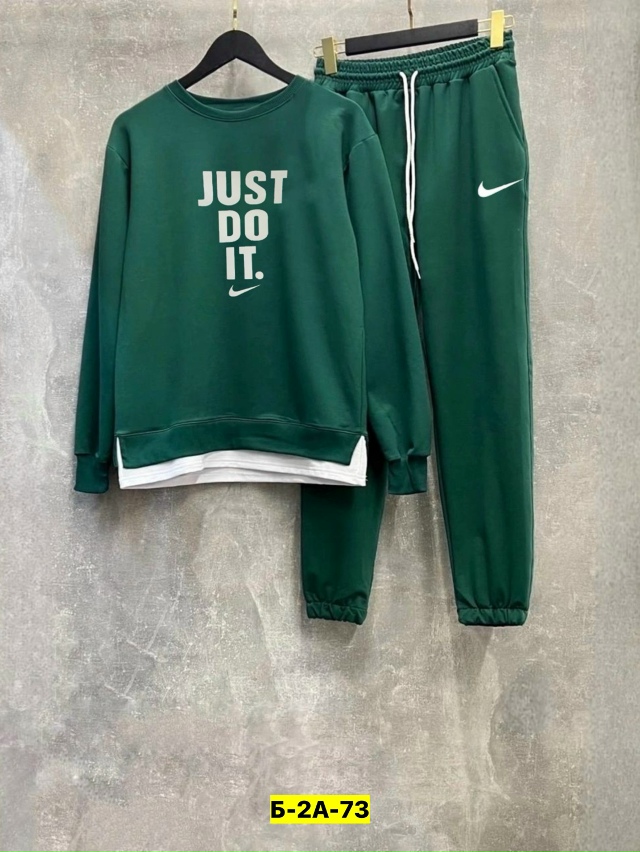 Спортивный костюм 23162467