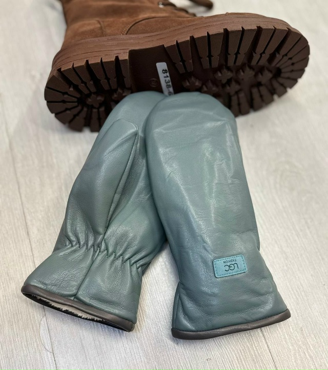 Перчатки 23165371