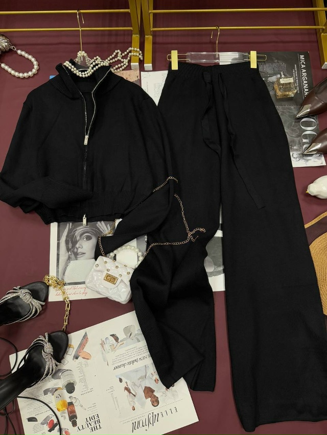 Спортивный костюм 23167083