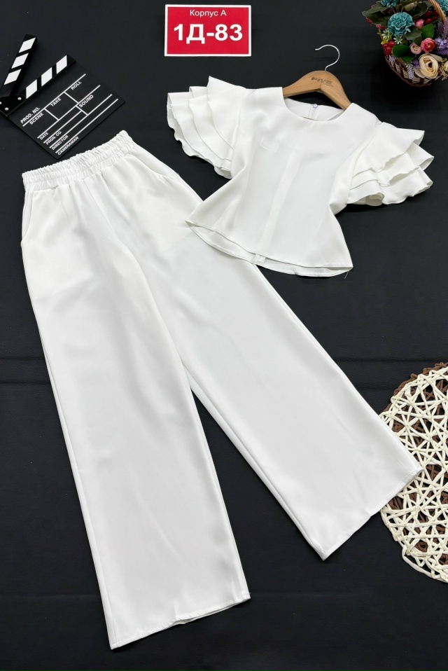 Костюм 23167497