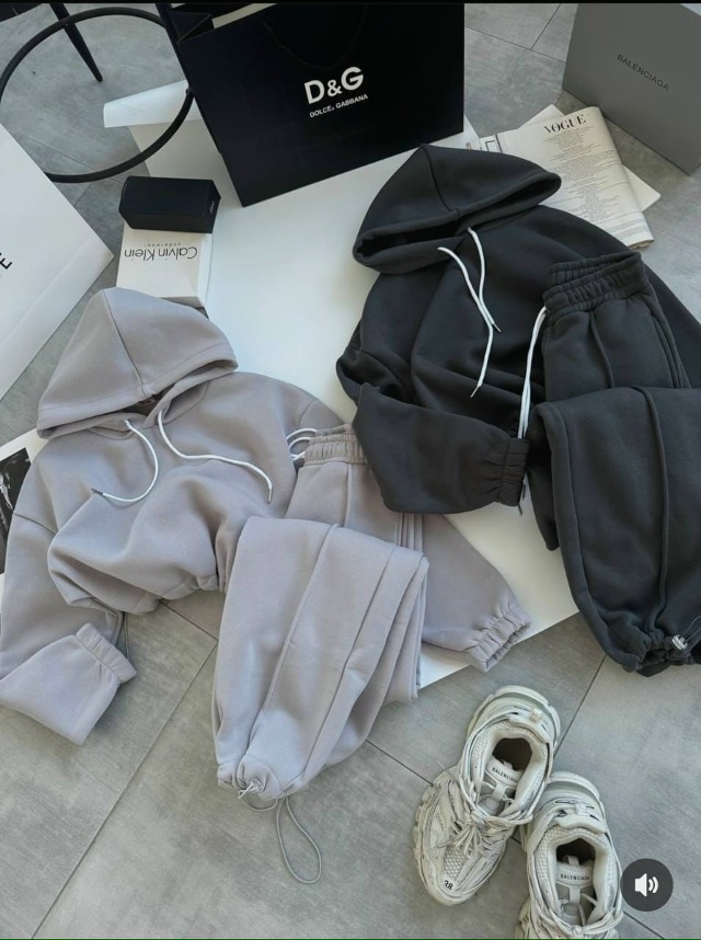 Спортивный костюм 23166941