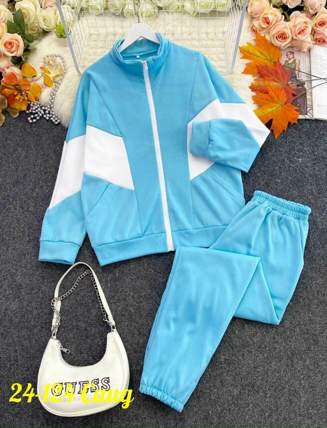 Спортивный костюм 23168597