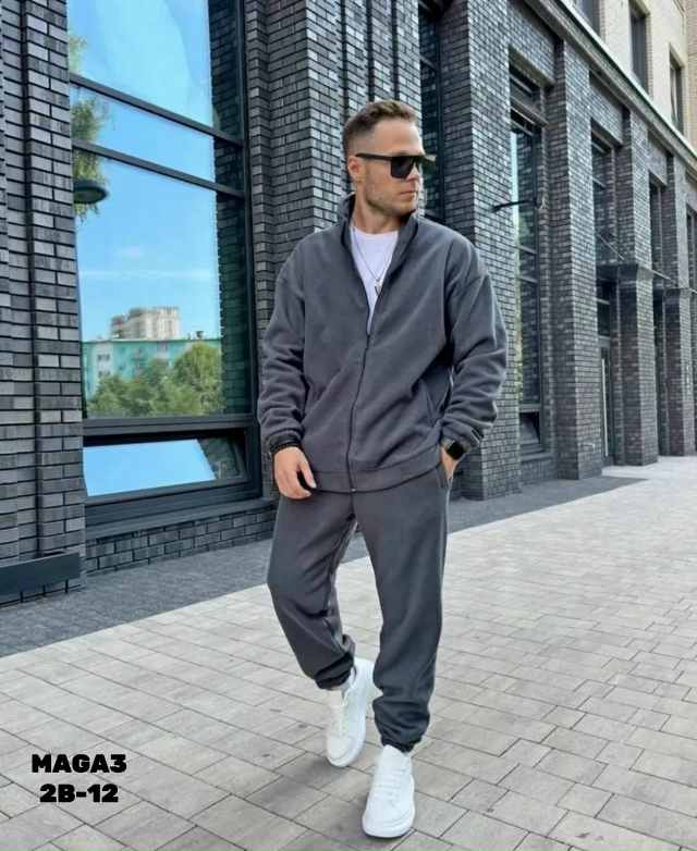 Спортивный костюм 23168586