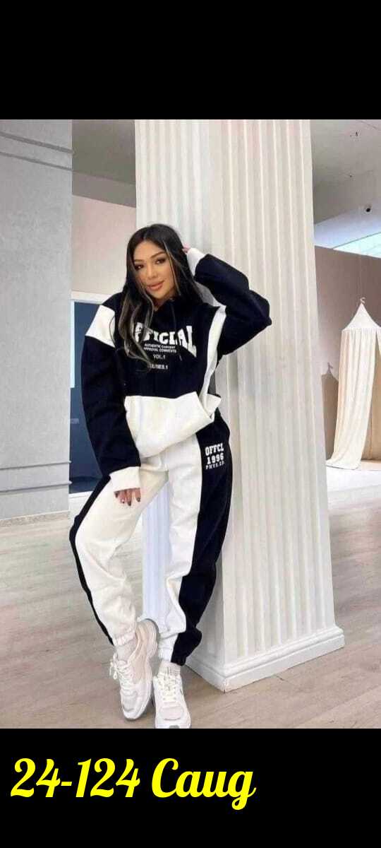 Спортивный костюм 23168106