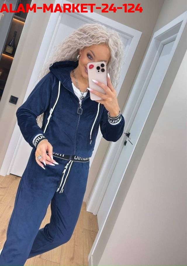 Спортивный костюм 23168665