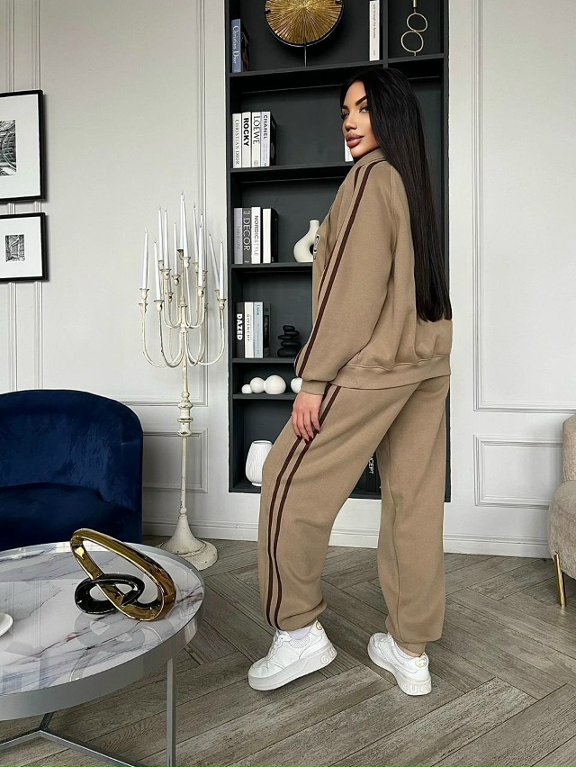 Костюм 23170392