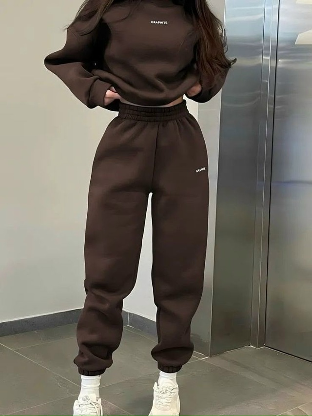 Спортивный костюм 23170790