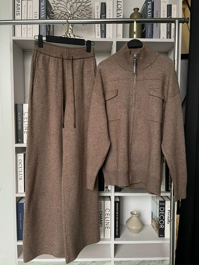 Костюм 23170394