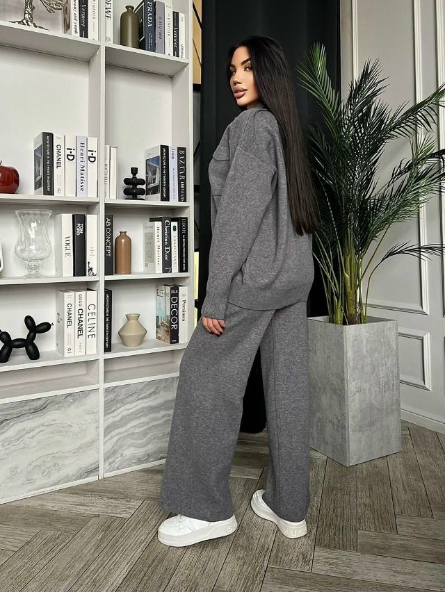 Костюм 23170394